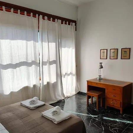 Amalia By The Sea 1st Floor * روزينيانو ماريتيمو